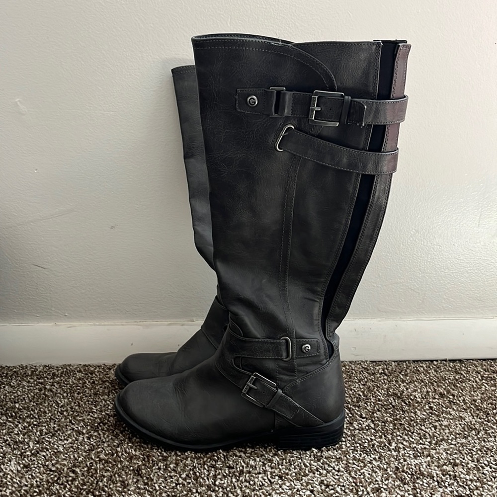 gray riding boots